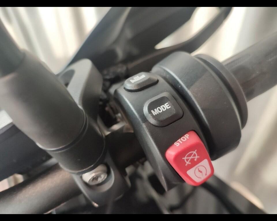 S 1000 XR