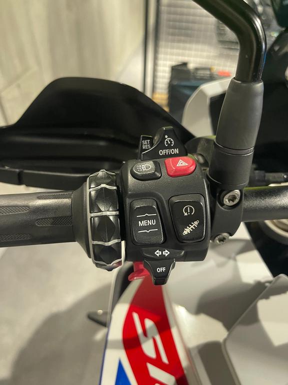 S 1000 XR
