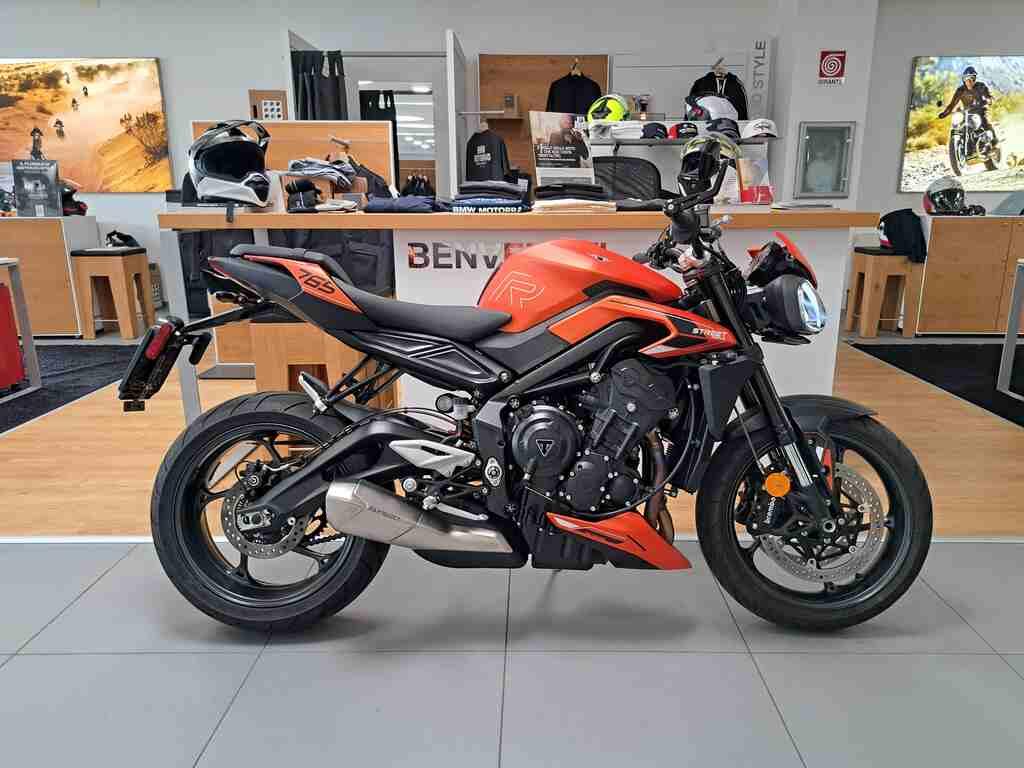 STREET TRIPLE 765