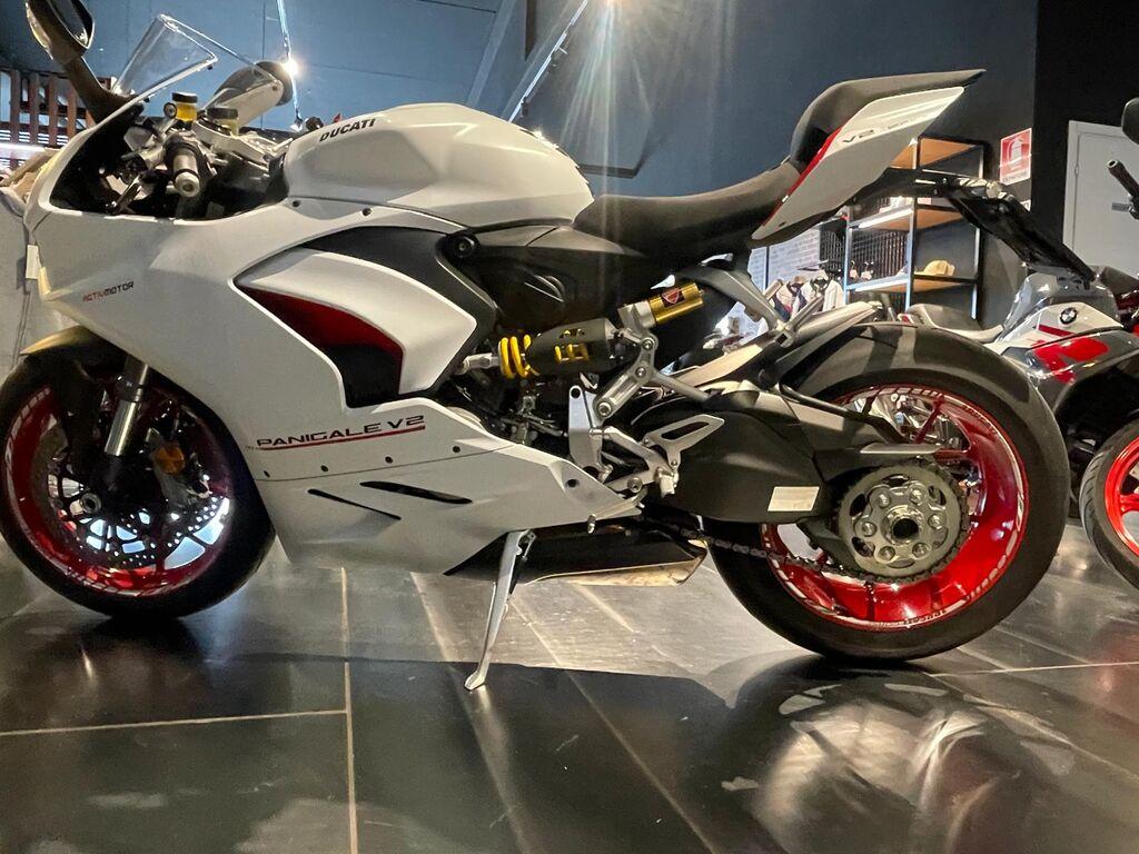 PANIGALE V2