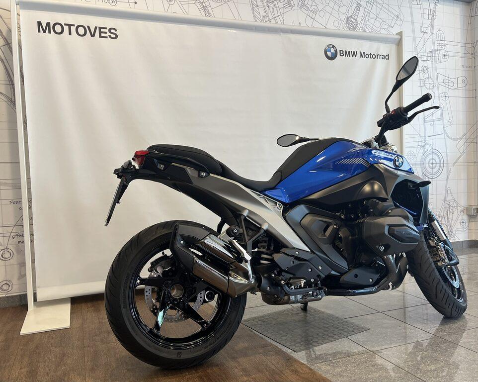 R 1300 R