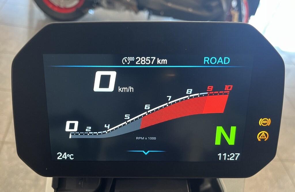 R 1300 R