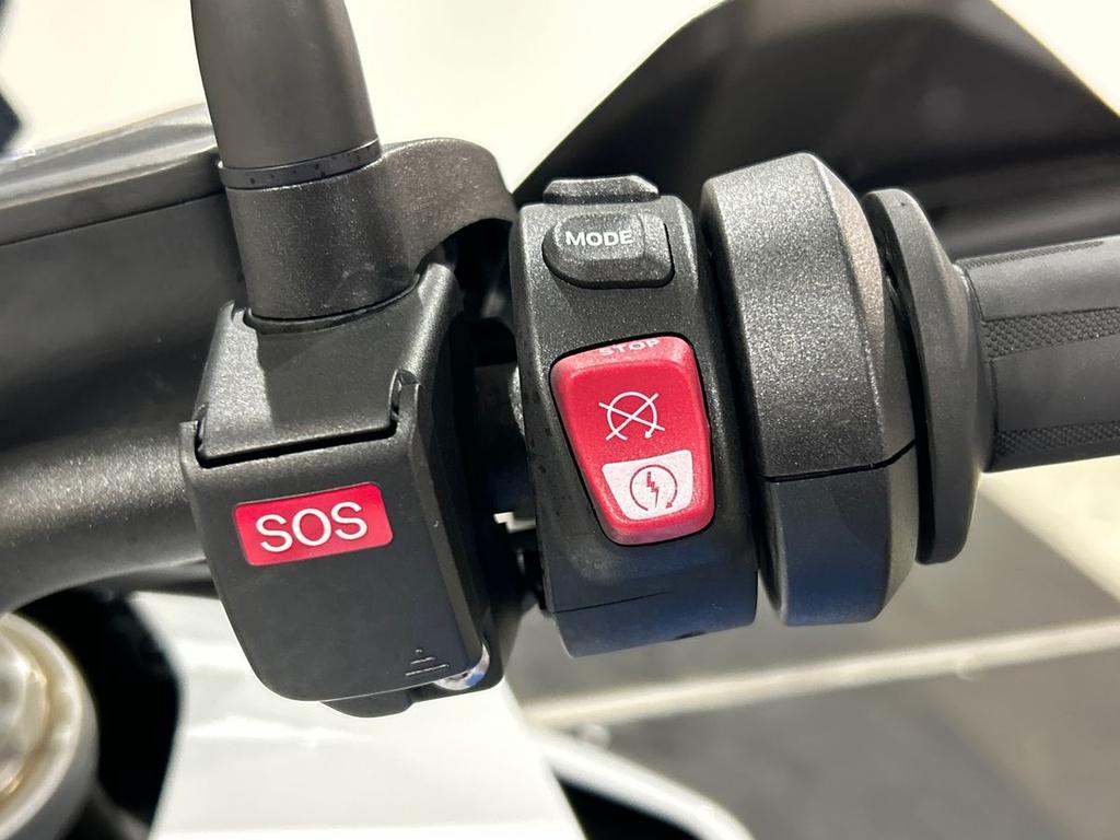S 1000 XR