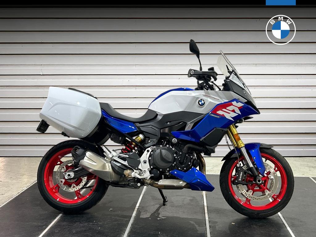 F 900 XR