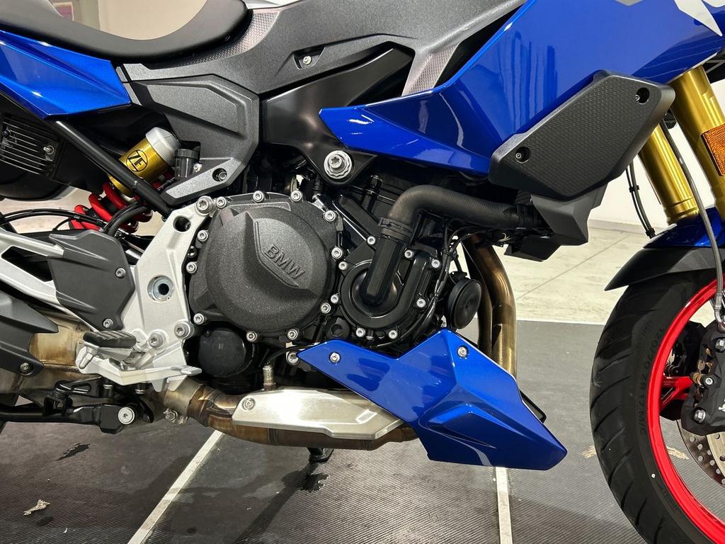 F 900 XR
