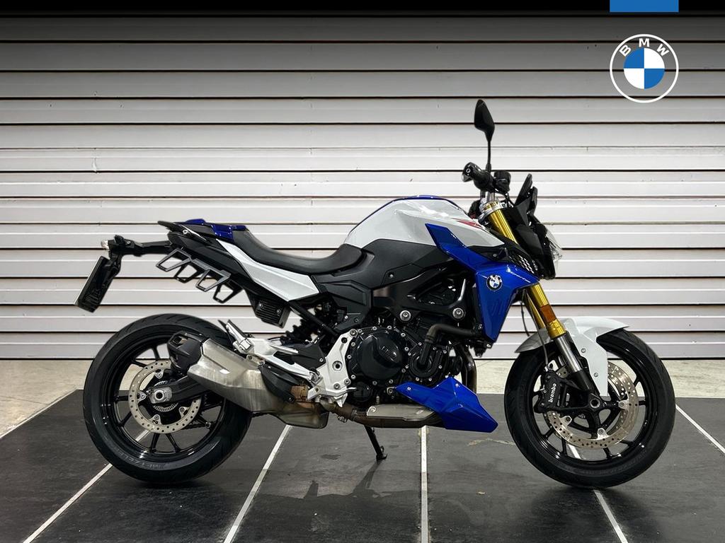 F 900 R