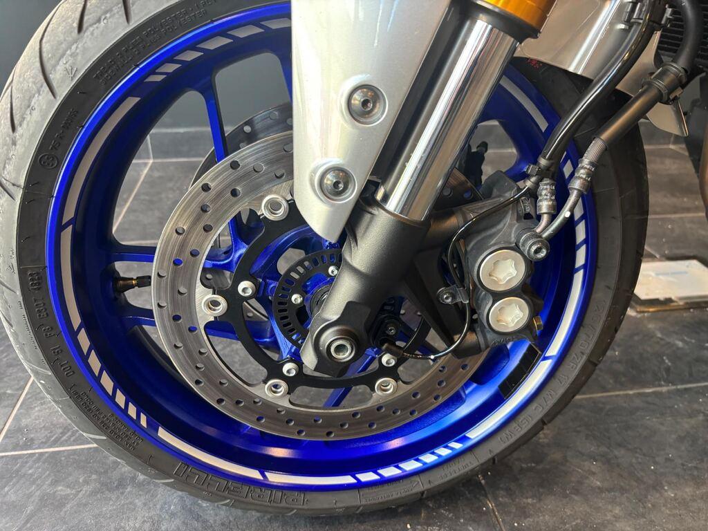TRACER 9