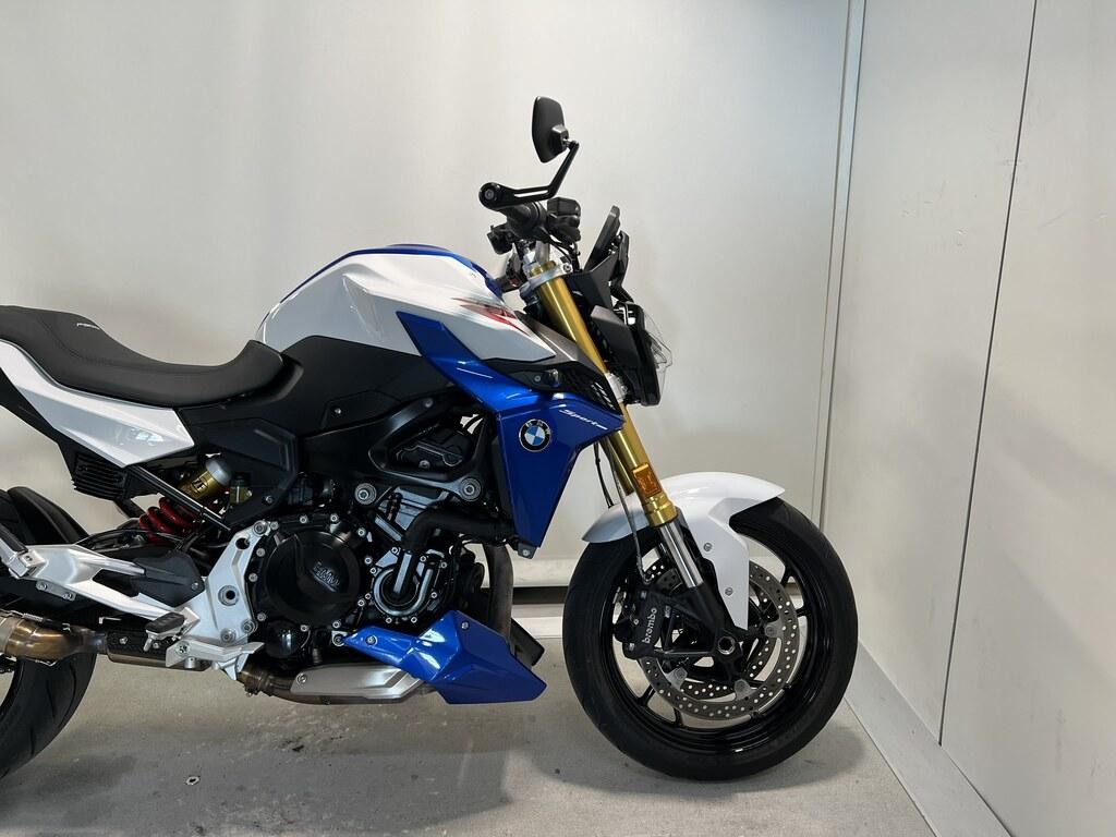 F 900 R
