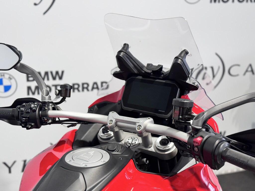 MULTISTRADA V4