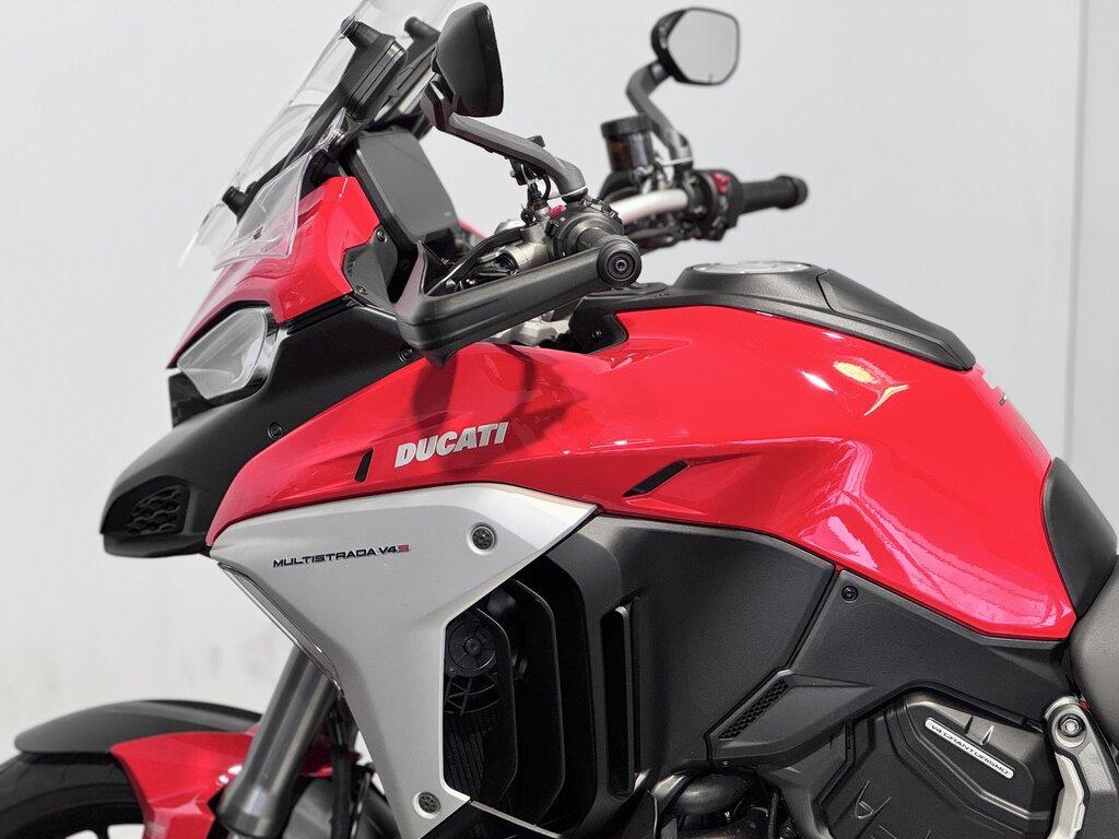 MULTISTRADA V4