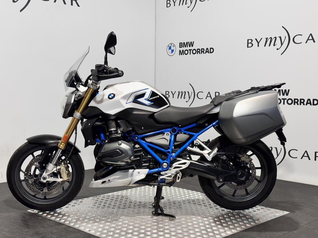 R 1200 R