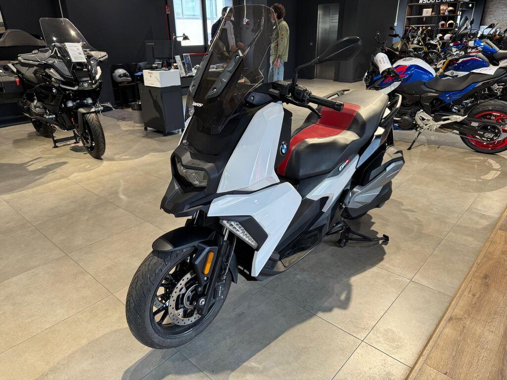 C 400 X