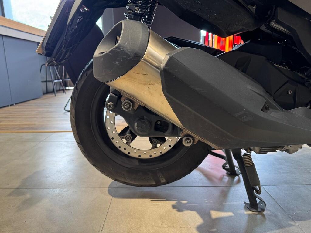 C 400 X