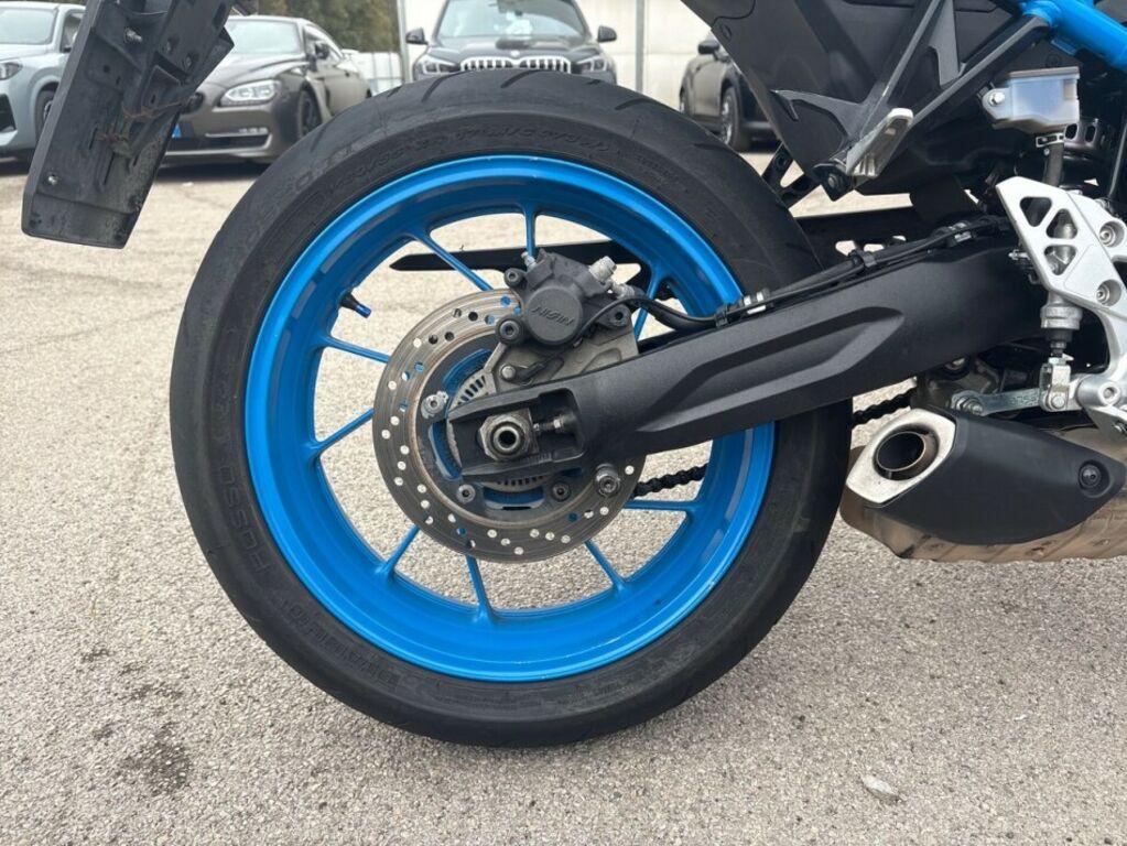 GSX-8S