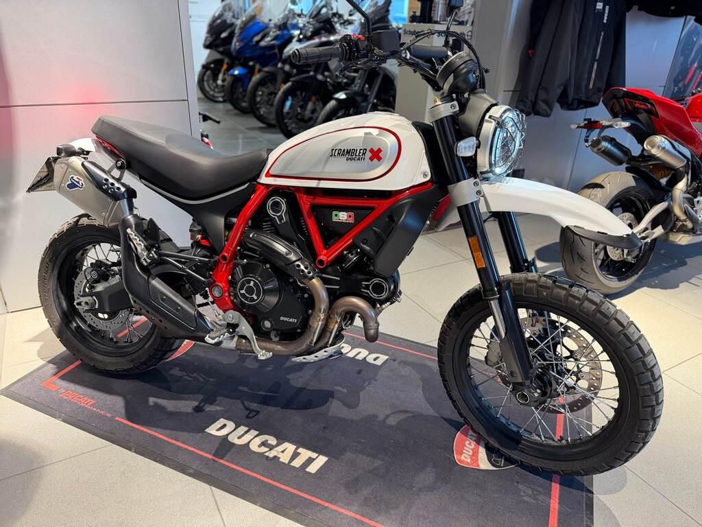 SCRAMBLER 800