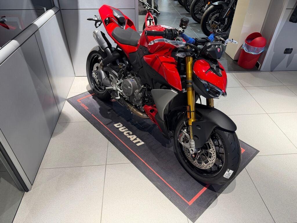 STREETFIGHTER V2 890