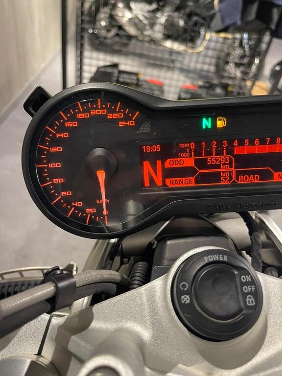 R 1200 R