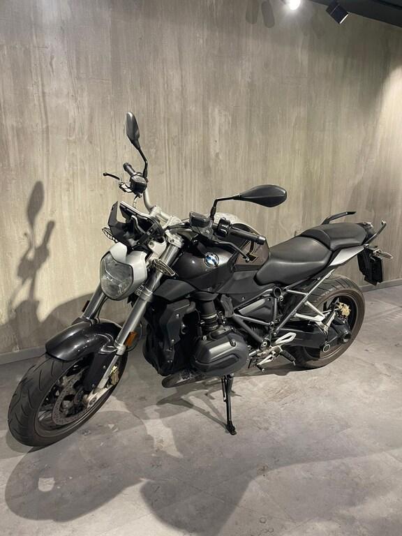 R 1200 R
