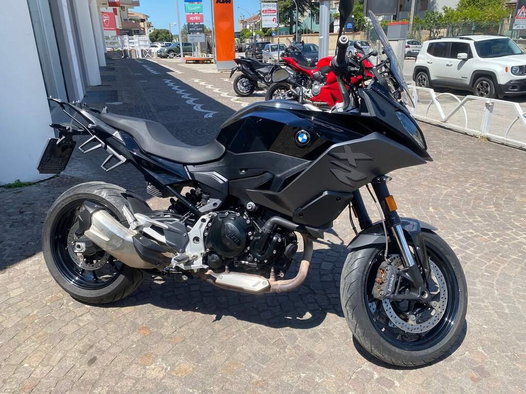 F 900 XR