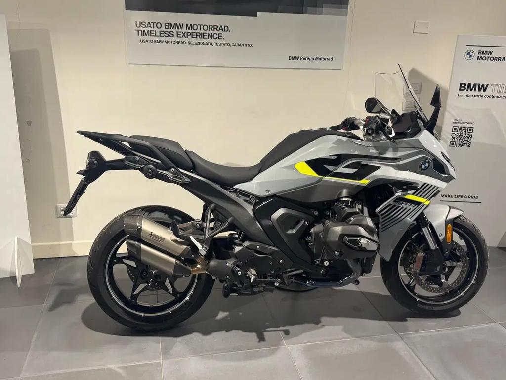 R 1300 RS
