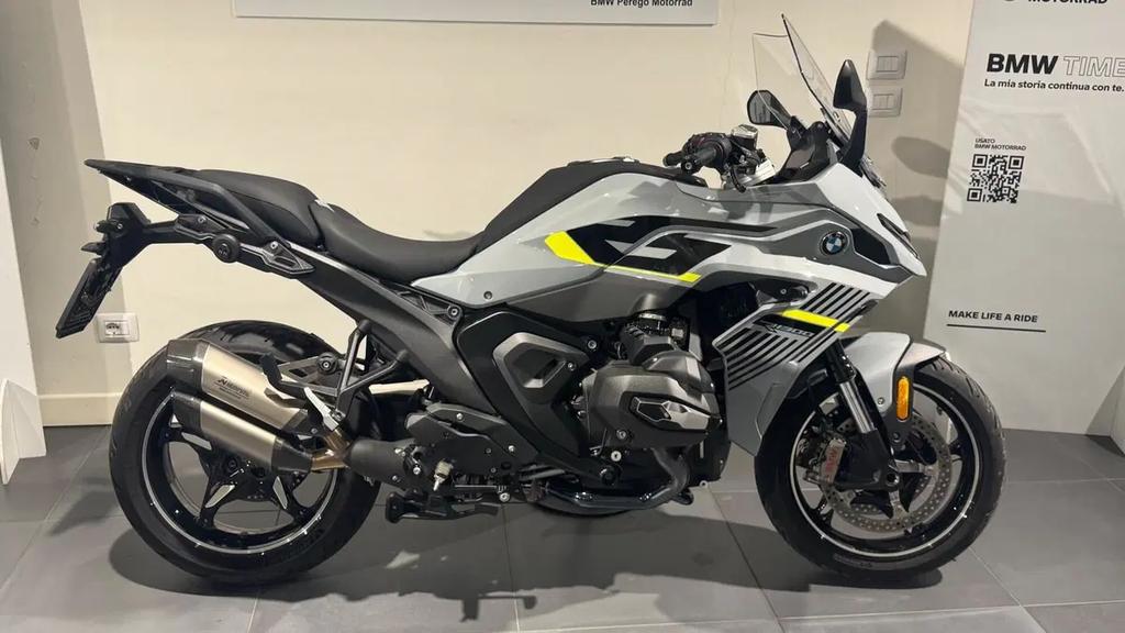 R 1300 RS