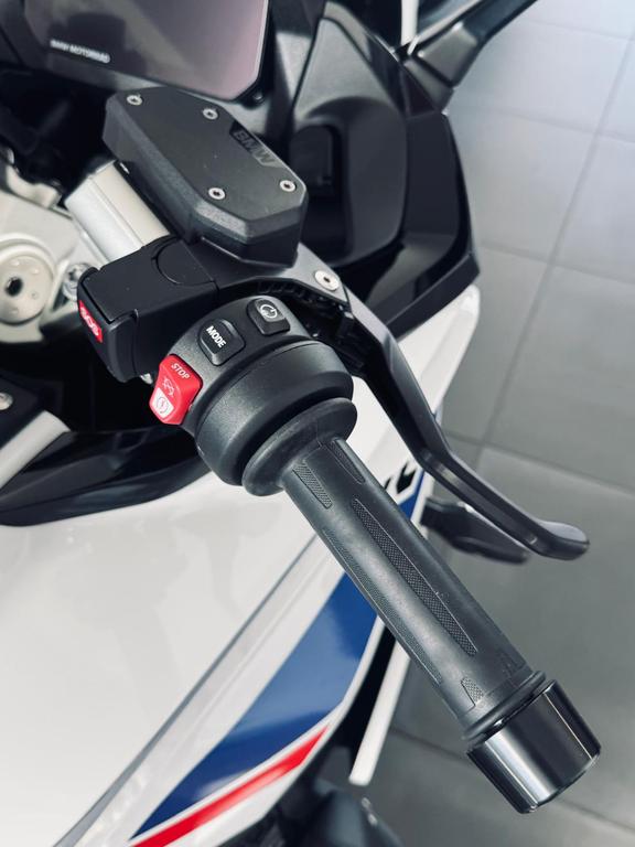 R 1300 RS