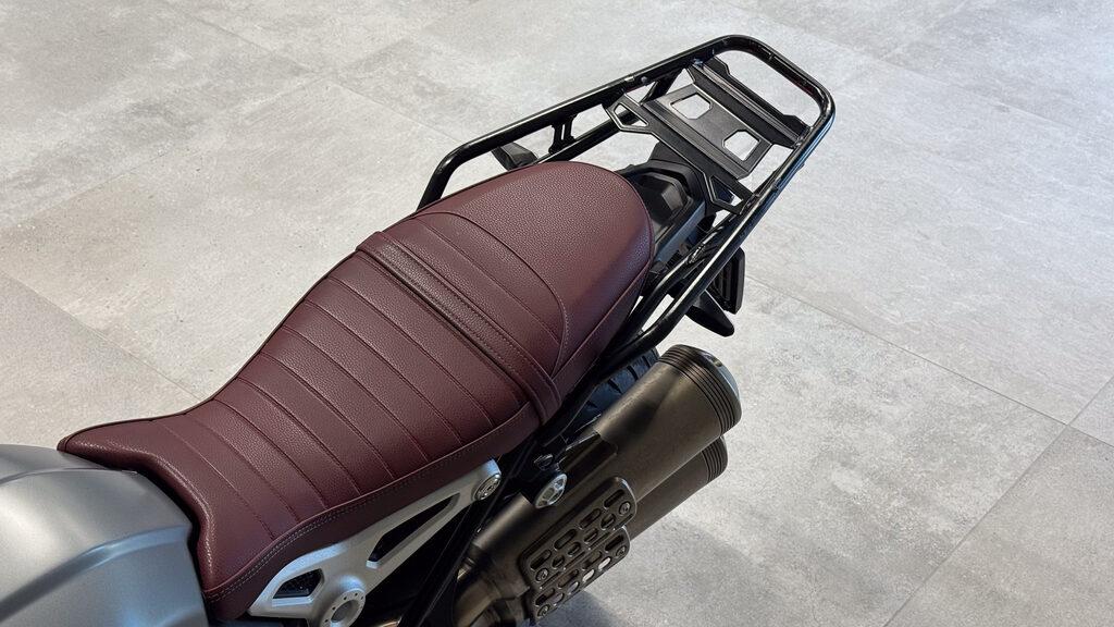 R 1200