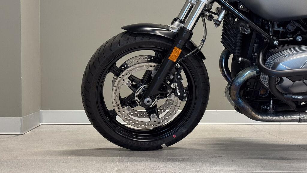 R 1200