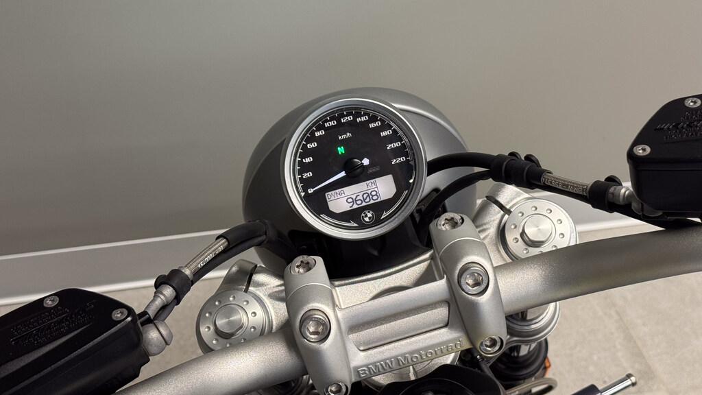 R 1200