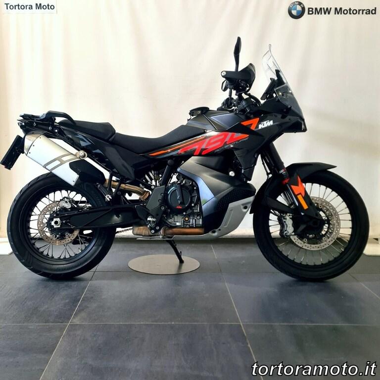 790 ADVENTURE