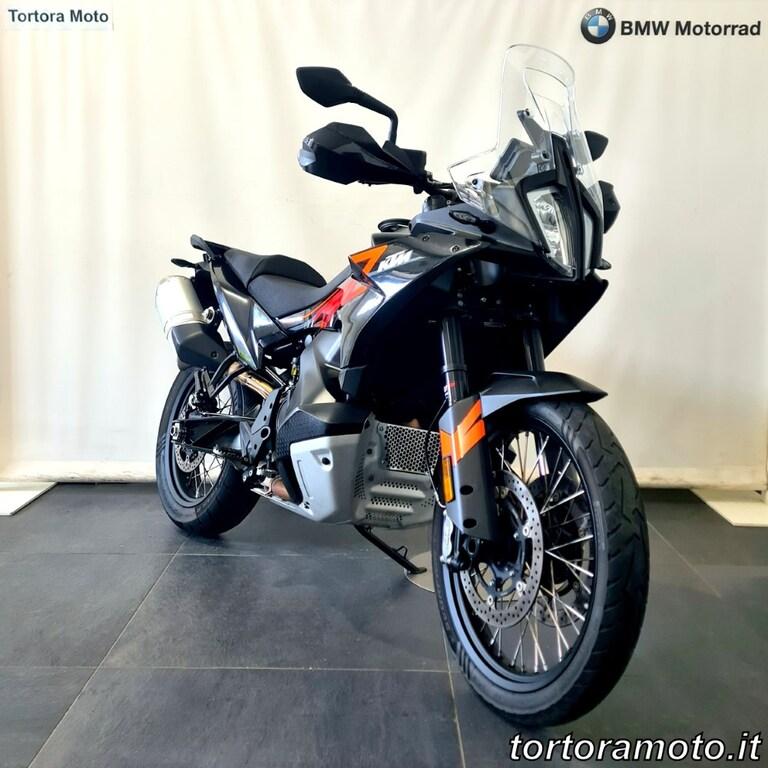 790 ADVENTURE