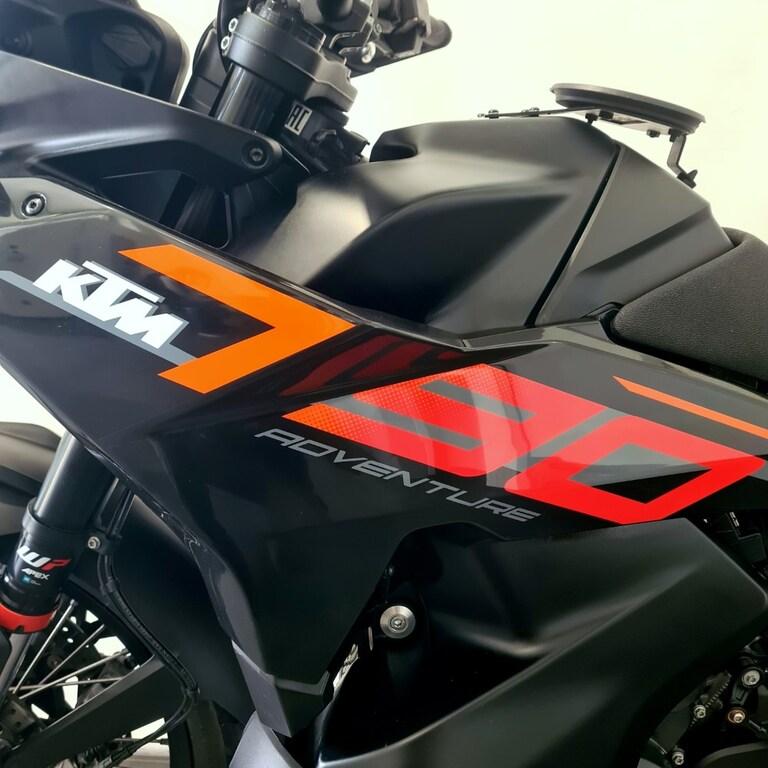 790 ADVENTURE