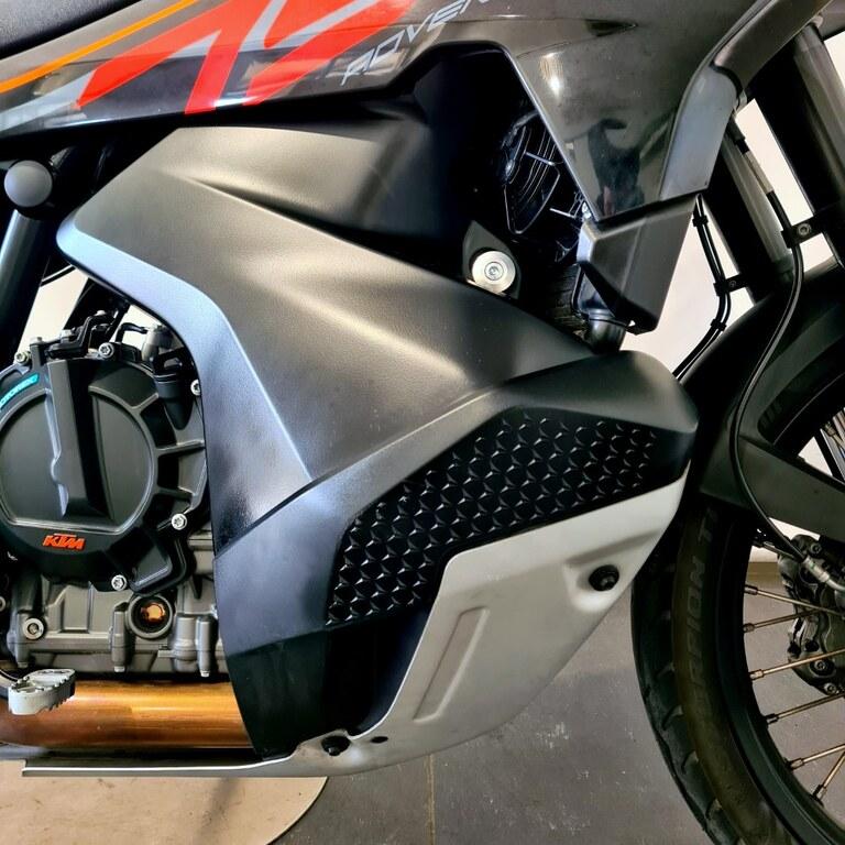 790 ADVENTURE