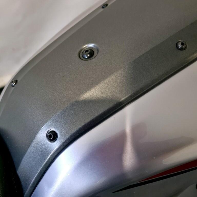 XSR 700