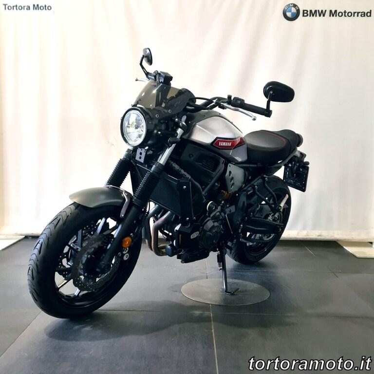XSR 700