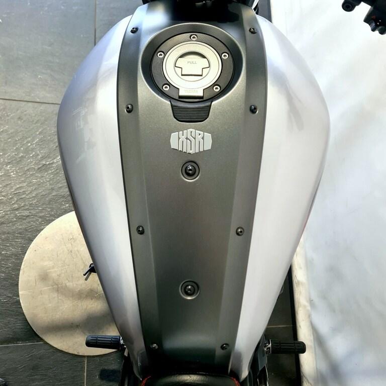 XSR 700