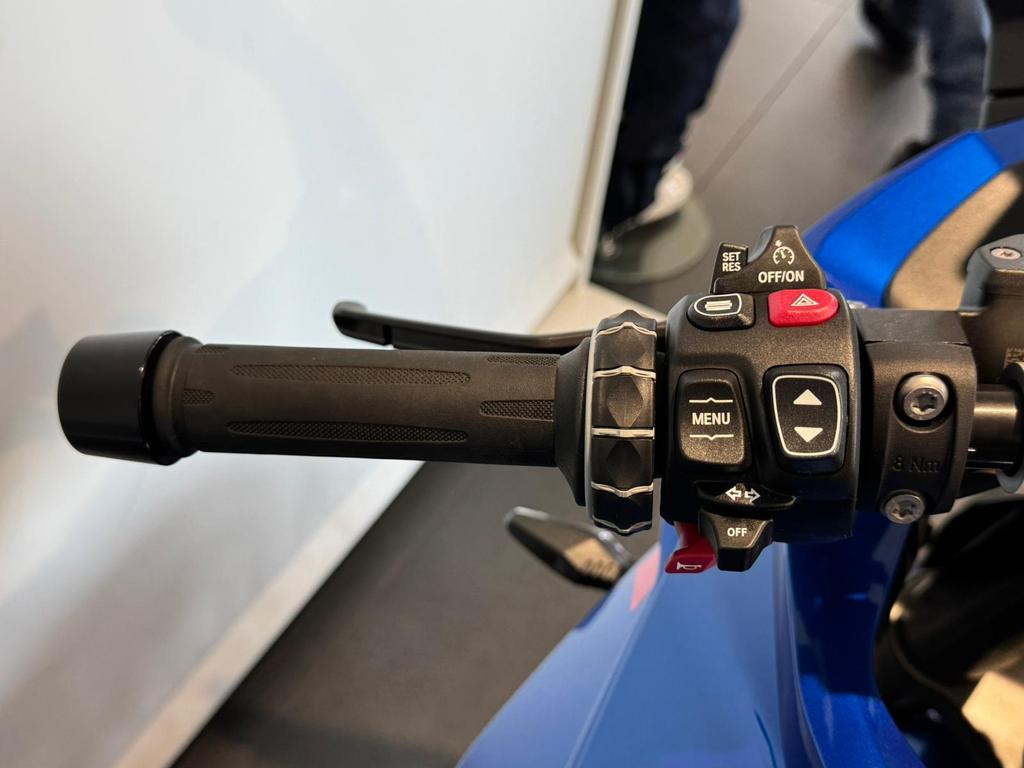 R 1300 RS