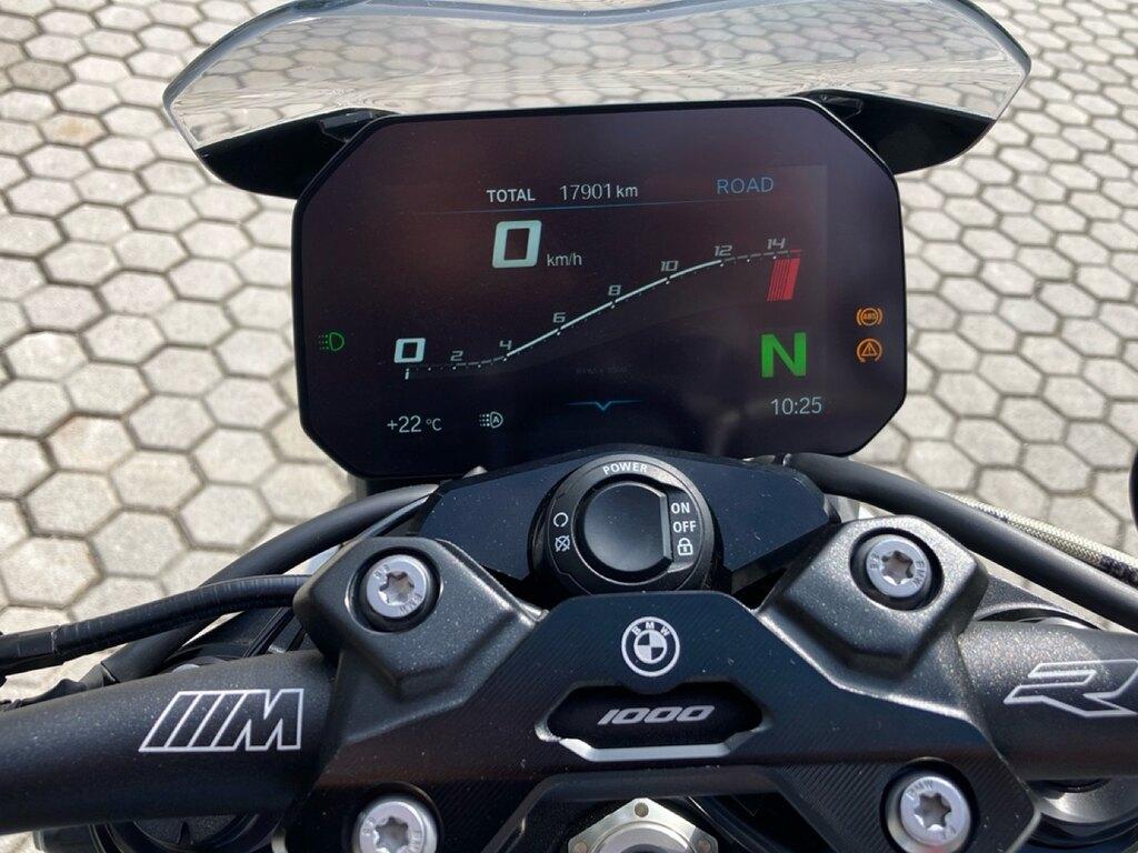 M 1000 R