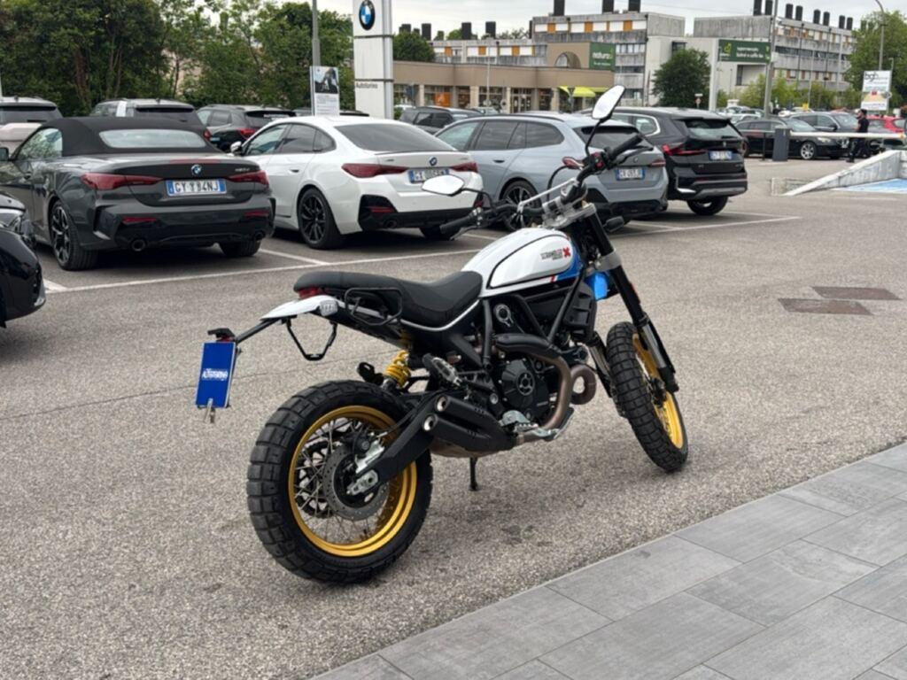 SCRAMBLER 800