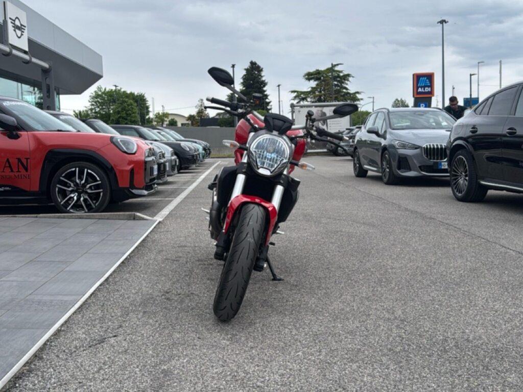 MONSTER 1200