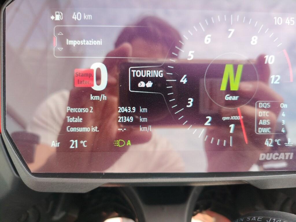 MULTISTRADA V4