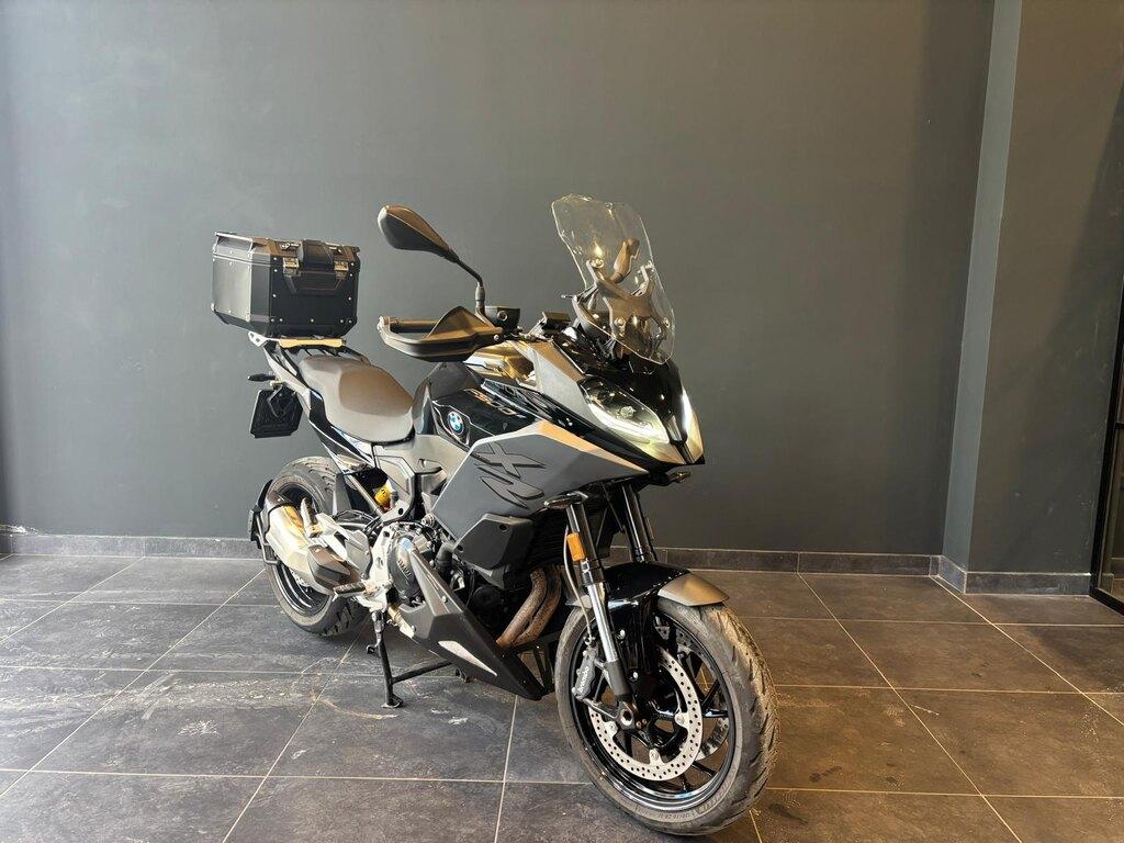 F 900 XR