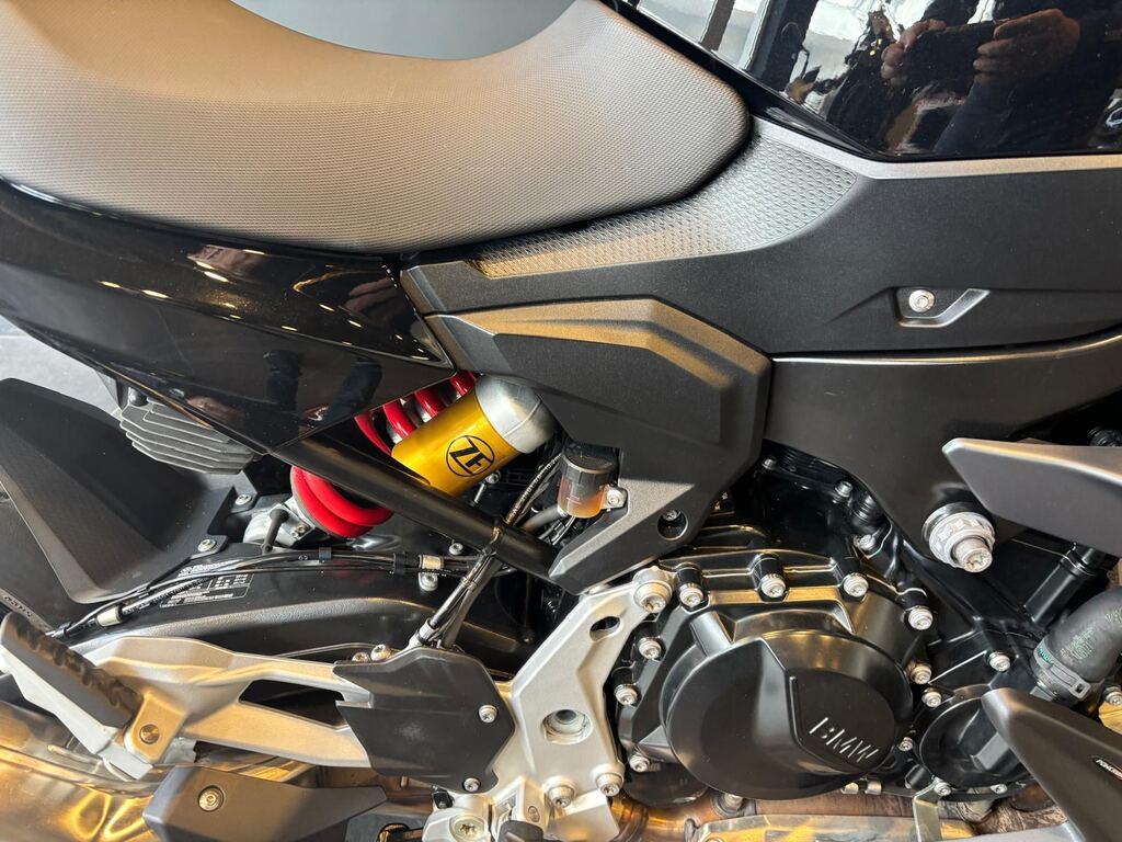 F 900 XR