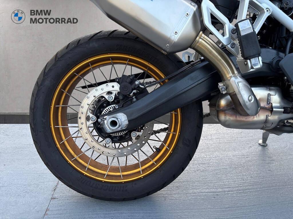 F 900 GS