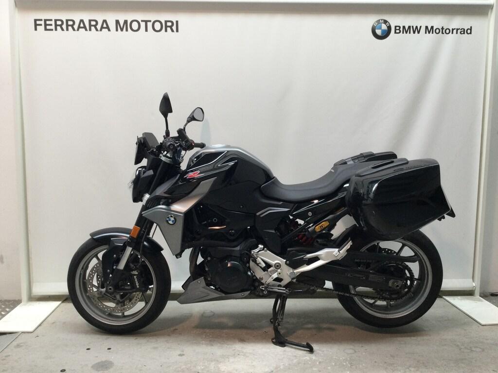 F 900 R