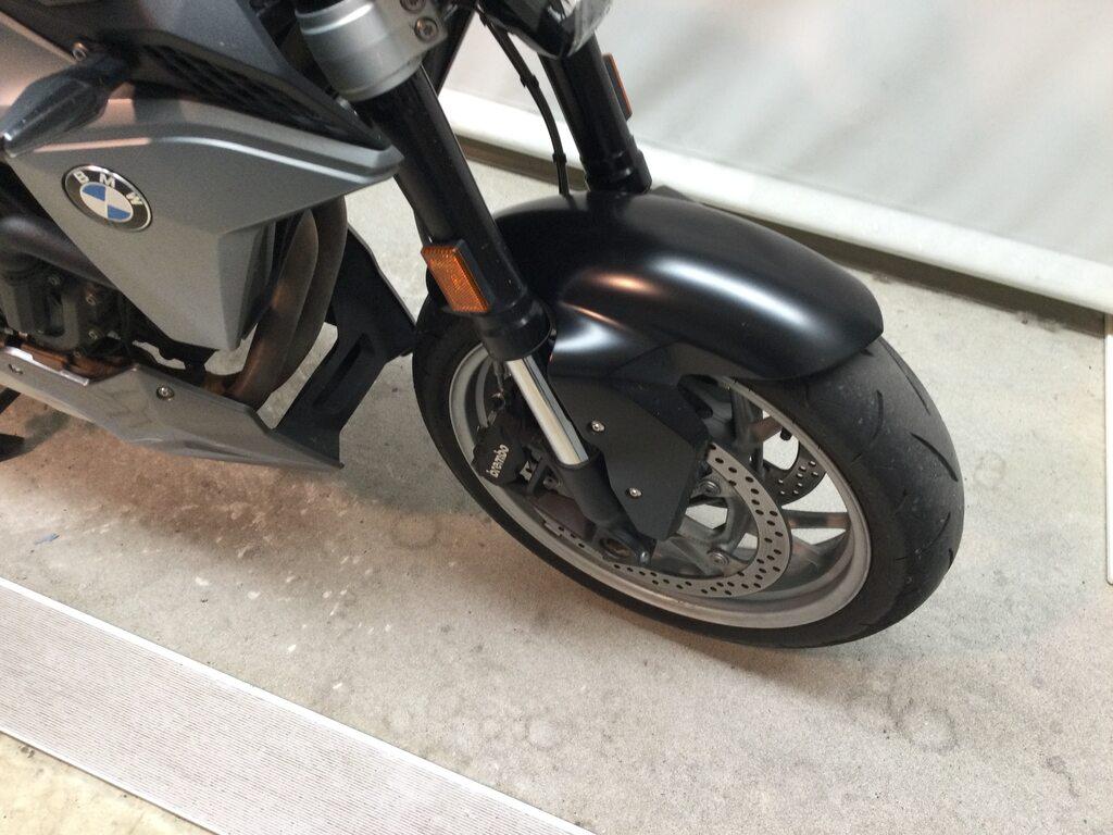 F 900 R