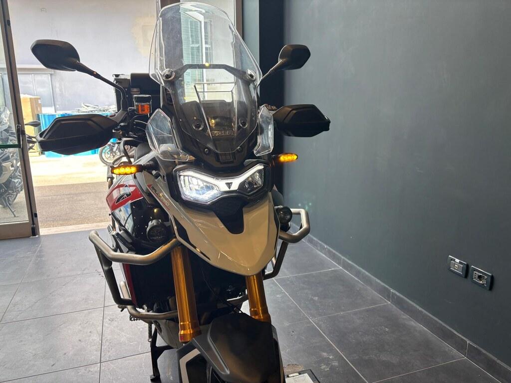 TIGER 900