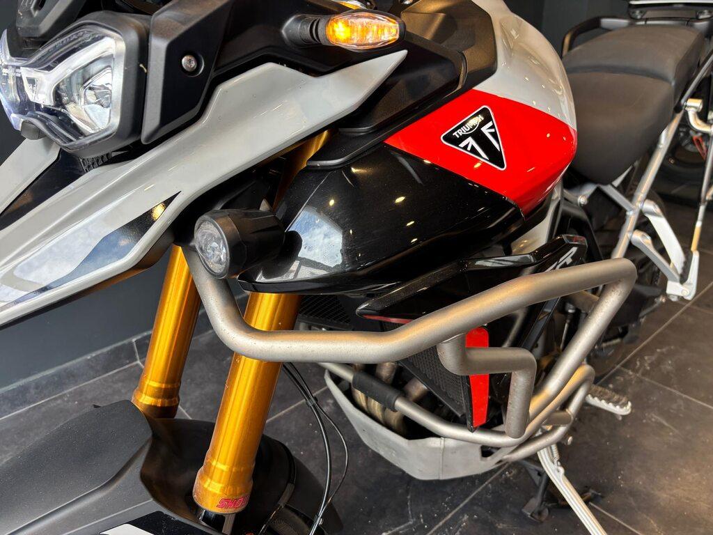 TIGER 900