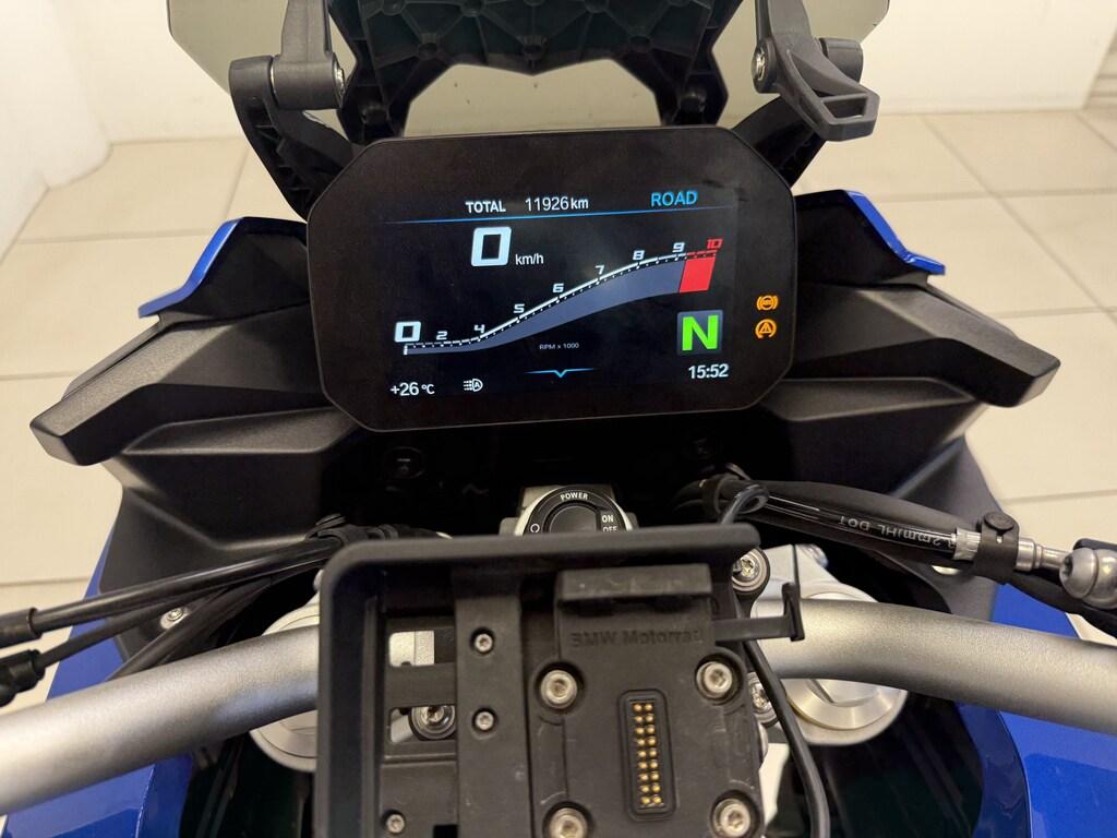 F 900 XR
