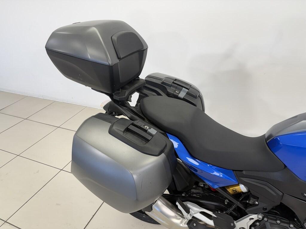 F 900 XR